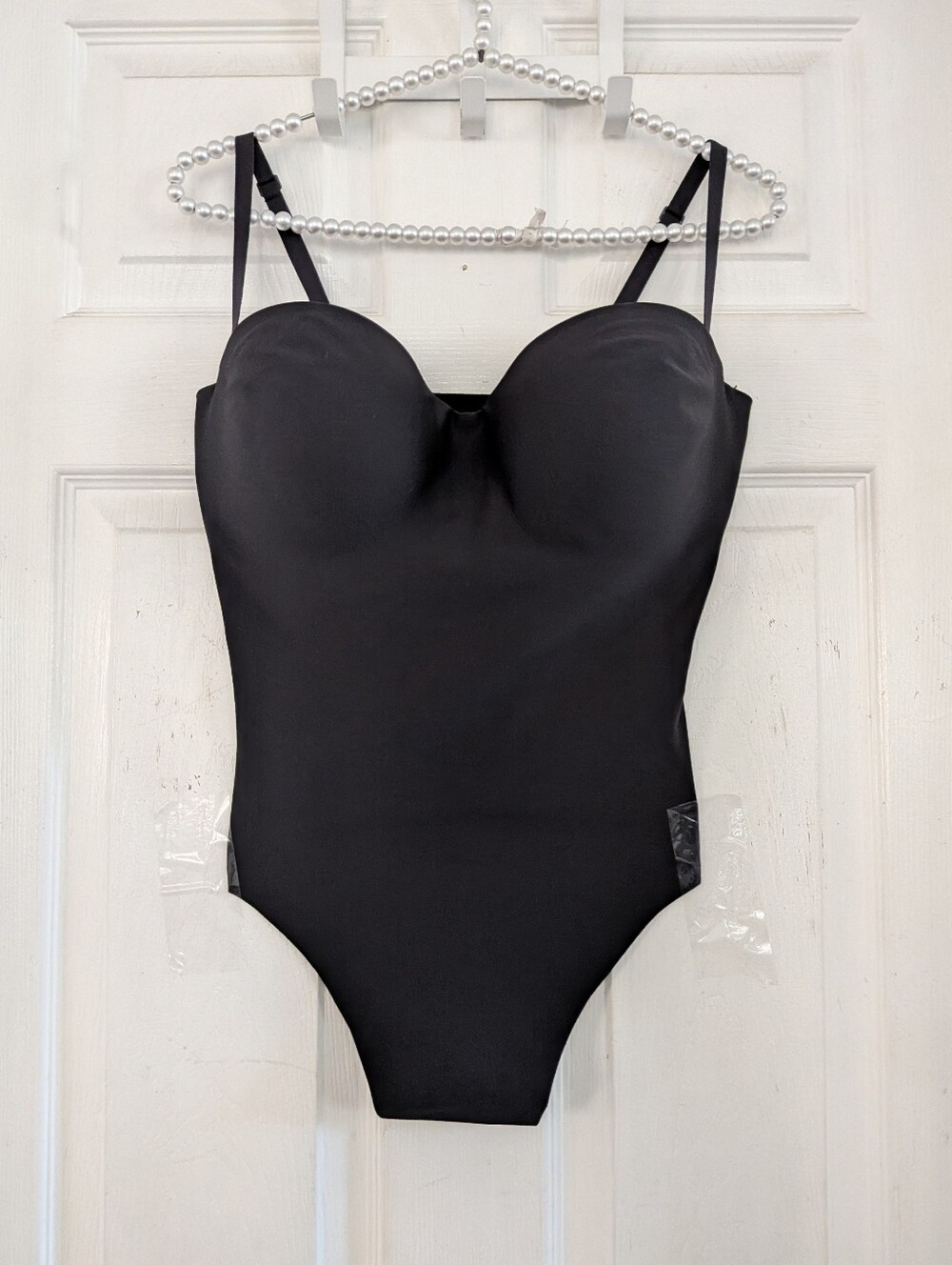 SKIMS BODY Underwire Thong Bodysuit - Picture 6 of 16